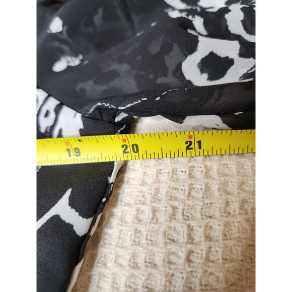 Laurie Felt Los Angeles Black White Abstract Leopard Print Tunic XS Mob Wife - Picture 6 of 7